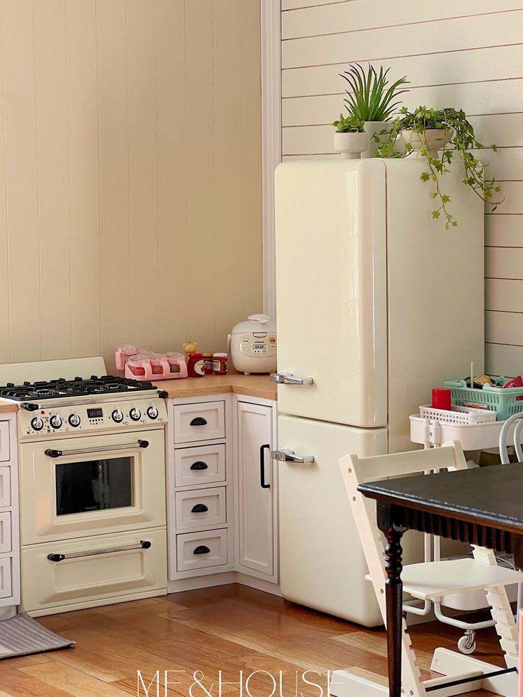 1/6 Doll House Model Furniture - Kitchen Uncle 评论和价格